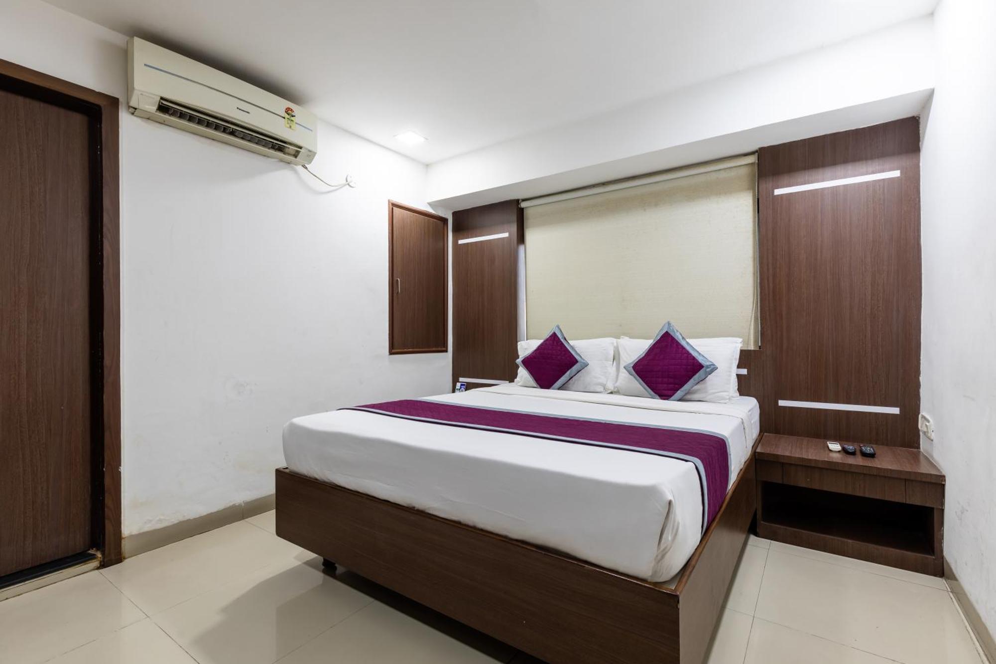 Hotel Kalinga Indore Exterior photo