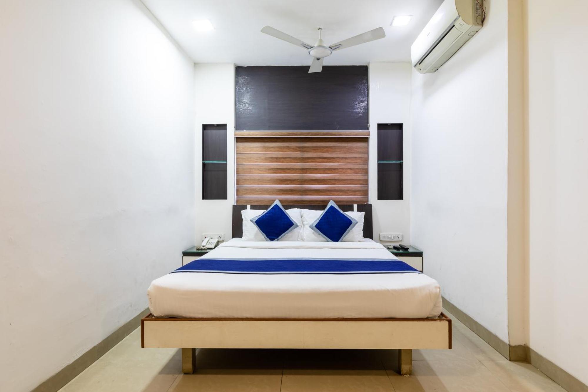 Hotel Kalinga Indore Exterior photo